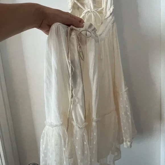 Chic Cream Mini Dress - Picture 8 of 9